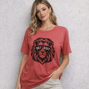 Detroit Lion Graphic Tee Women’s XL Streetwear Off Duty Clean Girl Core